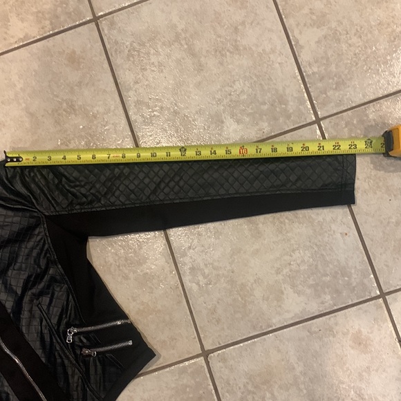 Guess Jacket - Picture 9 of 14